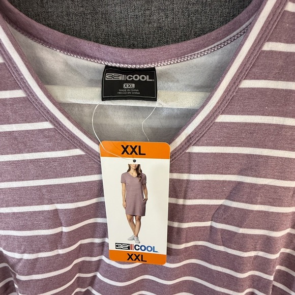 32 Degrees Cool Dresses & Skirts - 32 Degrees COOL Women's Short Sleeve V-Neck Dress. Ballerina Pink Stripe. XXL